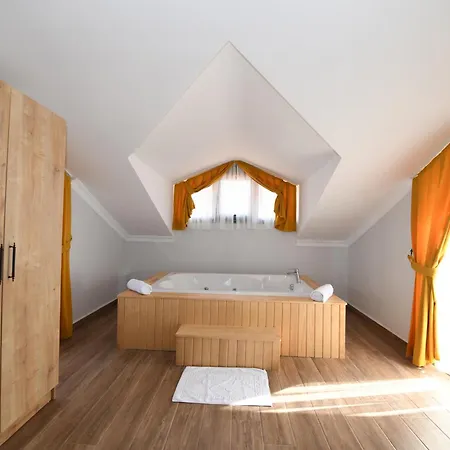 Bag Tepesi フェティエ